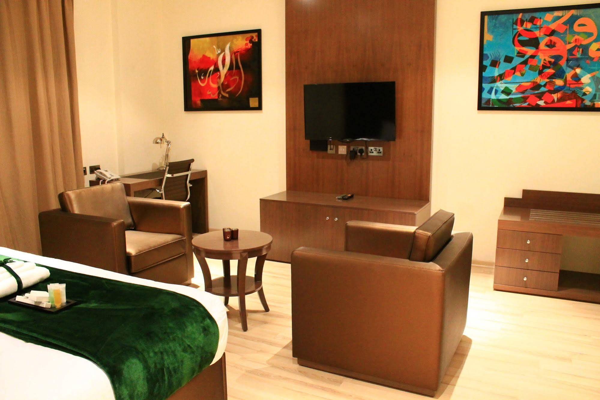 Rawda Hotel Doha Eksteriør billede