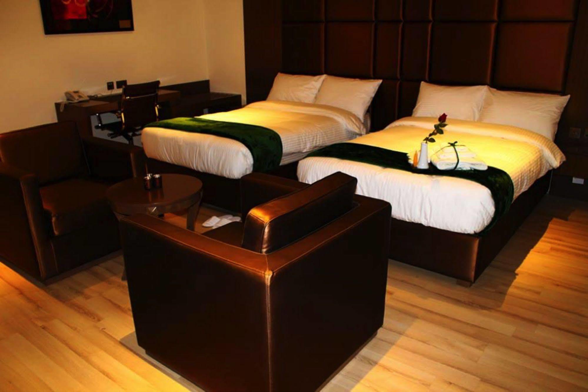 Rawda Hotel Doha Eksteriør billede
